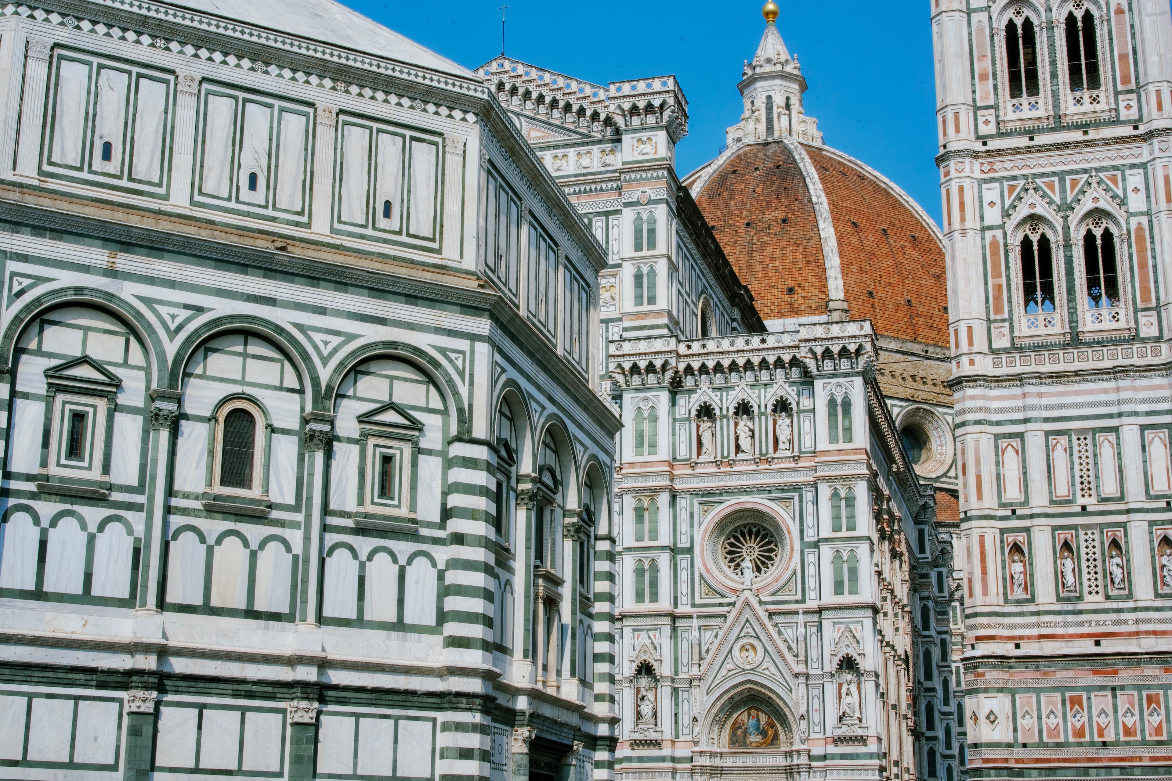 The Conversation Between the Square and the Circle